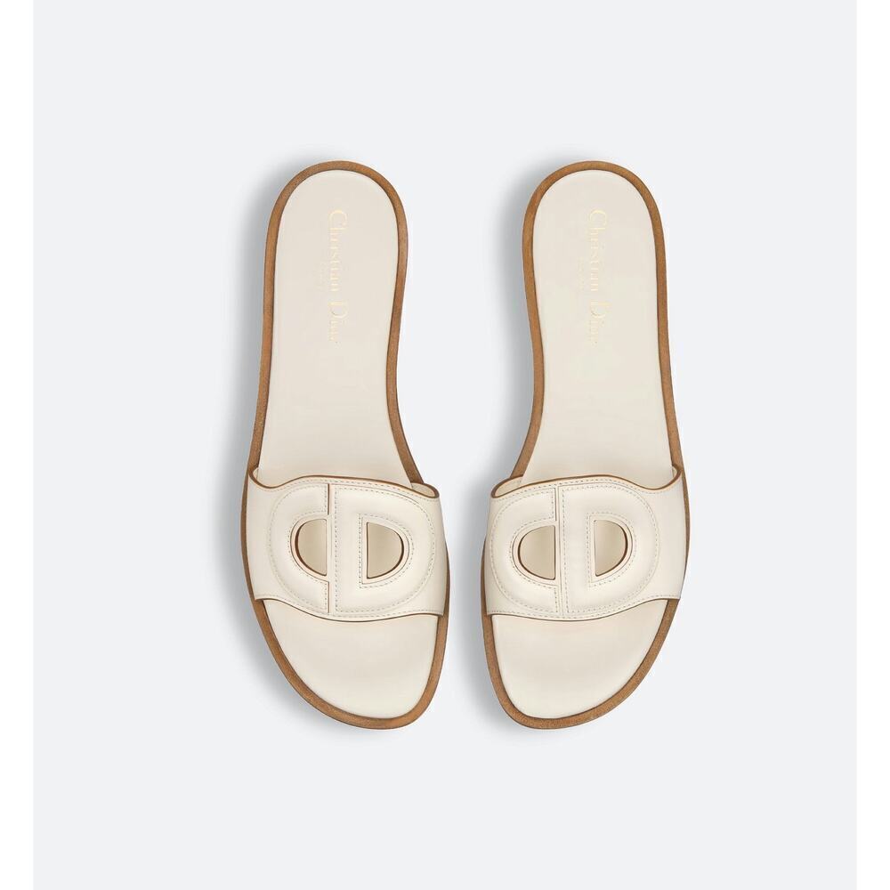 Dior D-Club White Calfskin Slides - Like New, Size 39 with Box & Dustbag